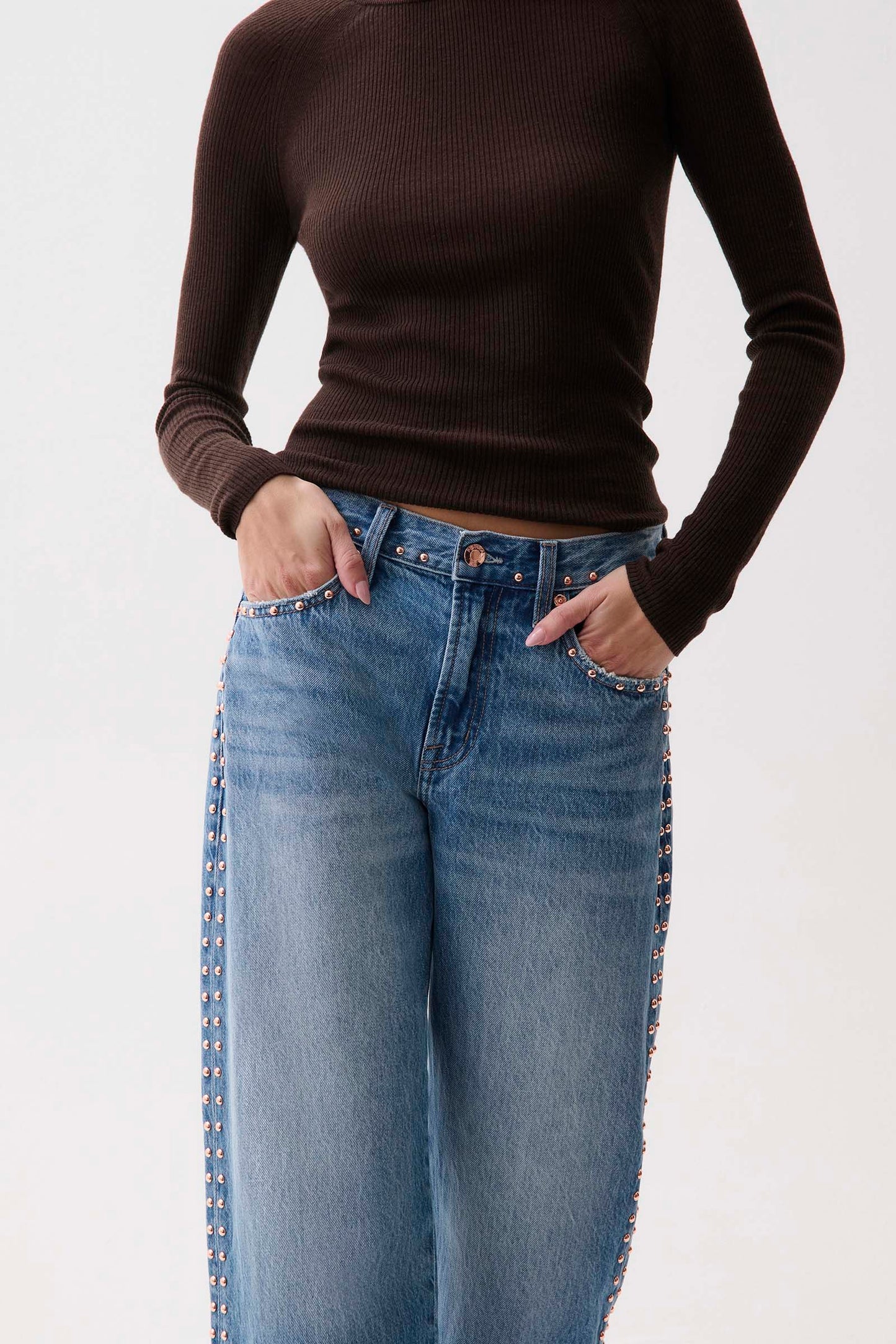 PETITE Lexi Mid Rise Bowed Straight - Star Studded