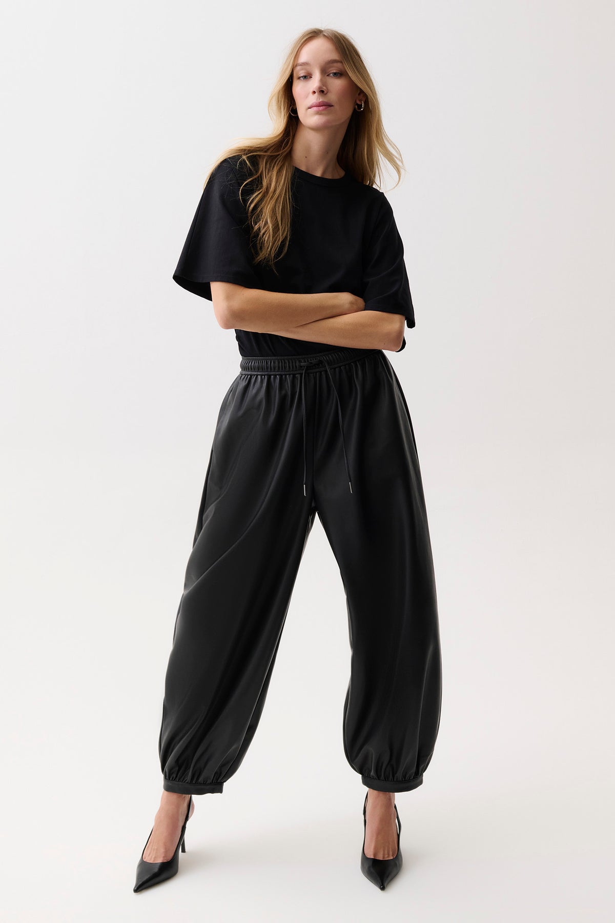 Freya Pull On Harem Pant - Black
