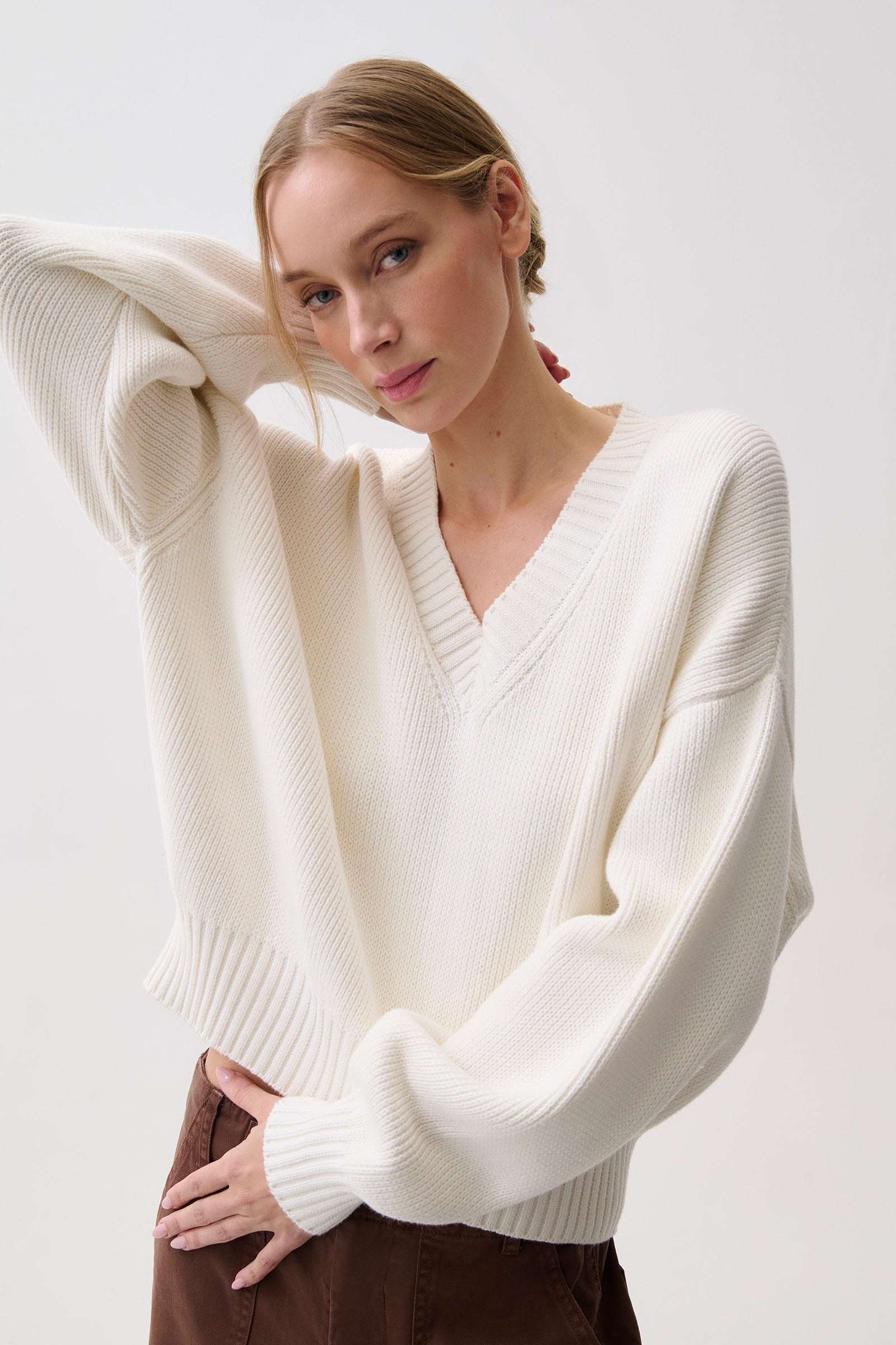 Nika Heavyweight Sweater - White – Pistola Denim