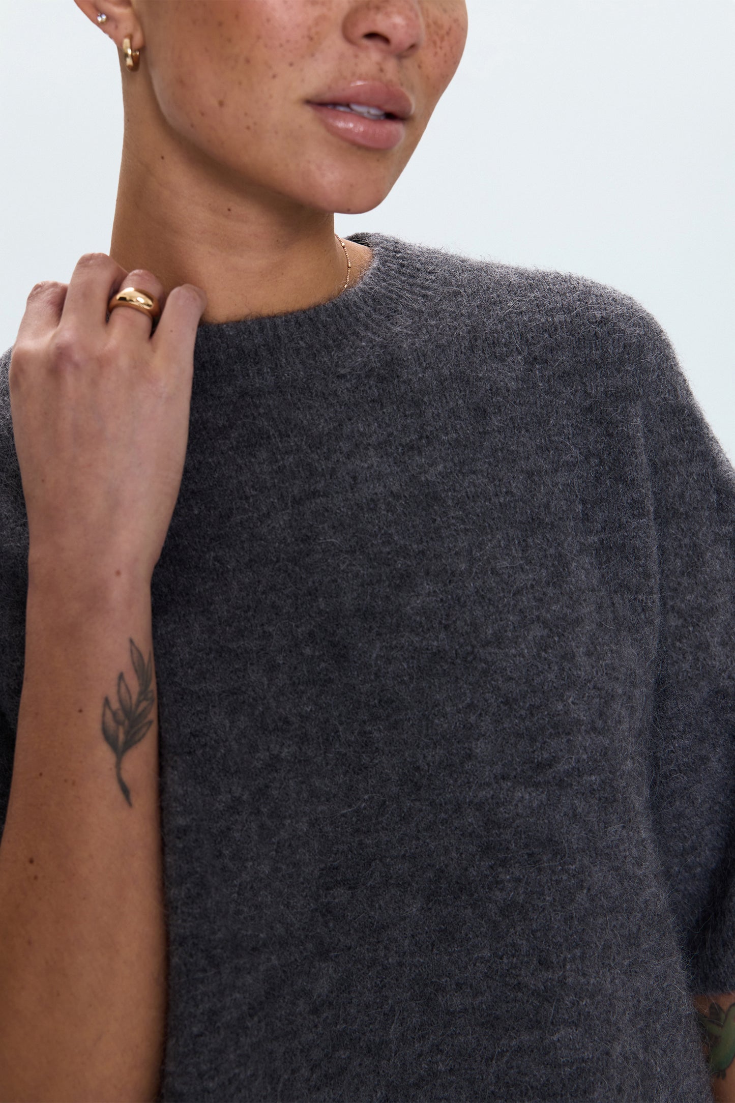 Shiloh Sweater - Heather Charcoal