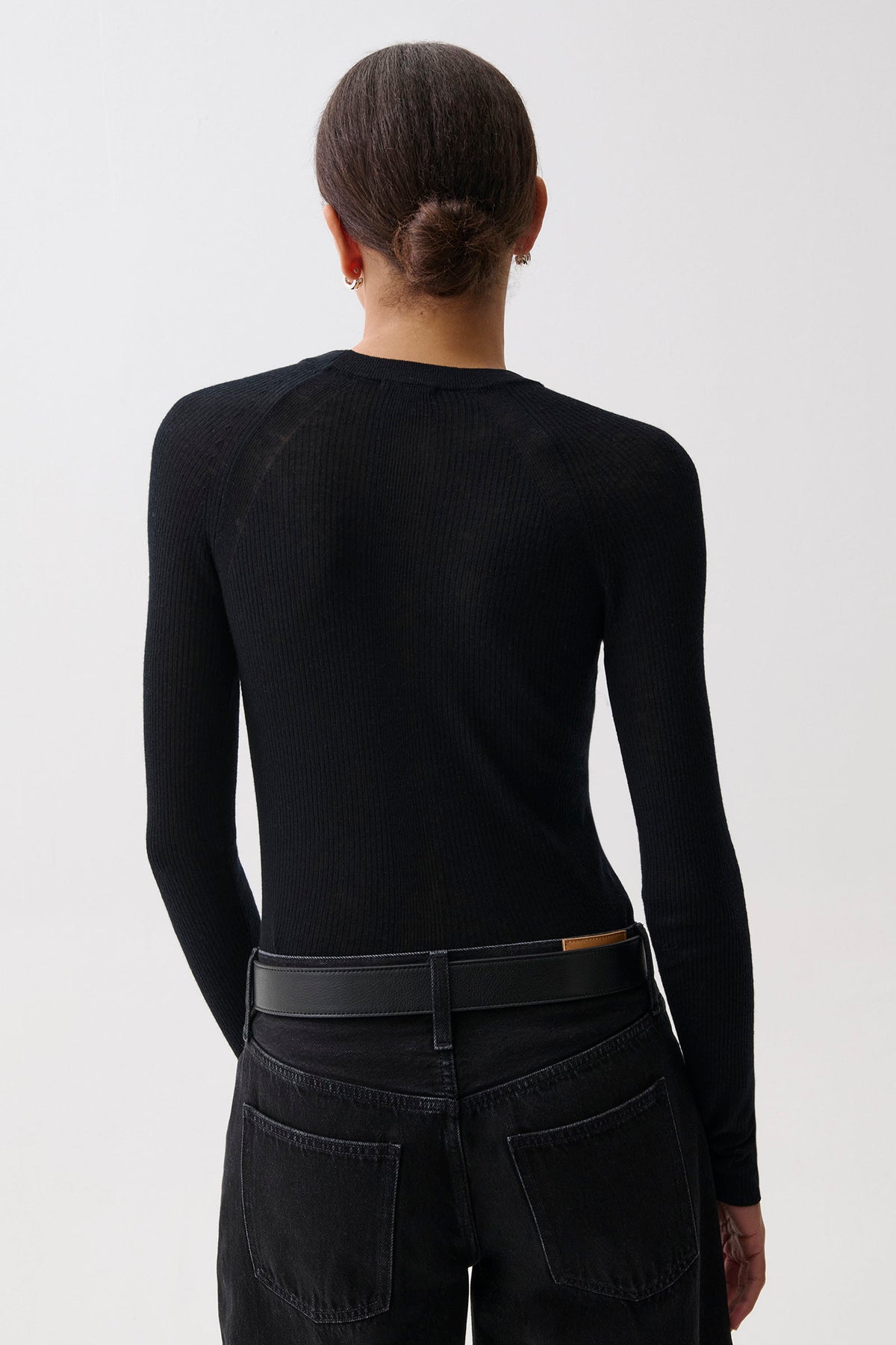Juno Featherweight Sweater - Black