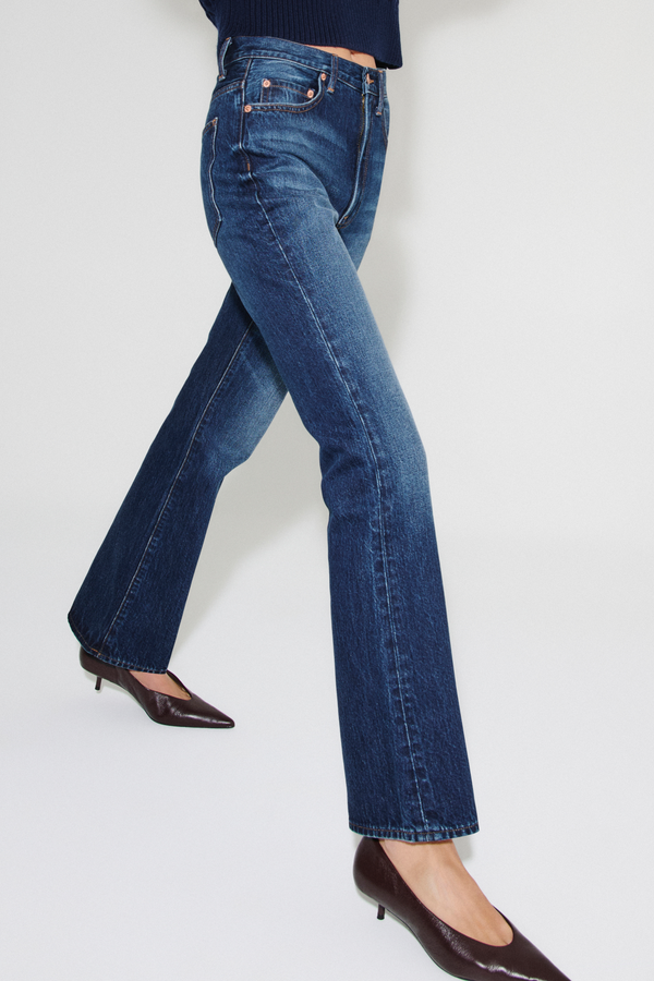 Dakota High Rise Bootcut - Skyscraper