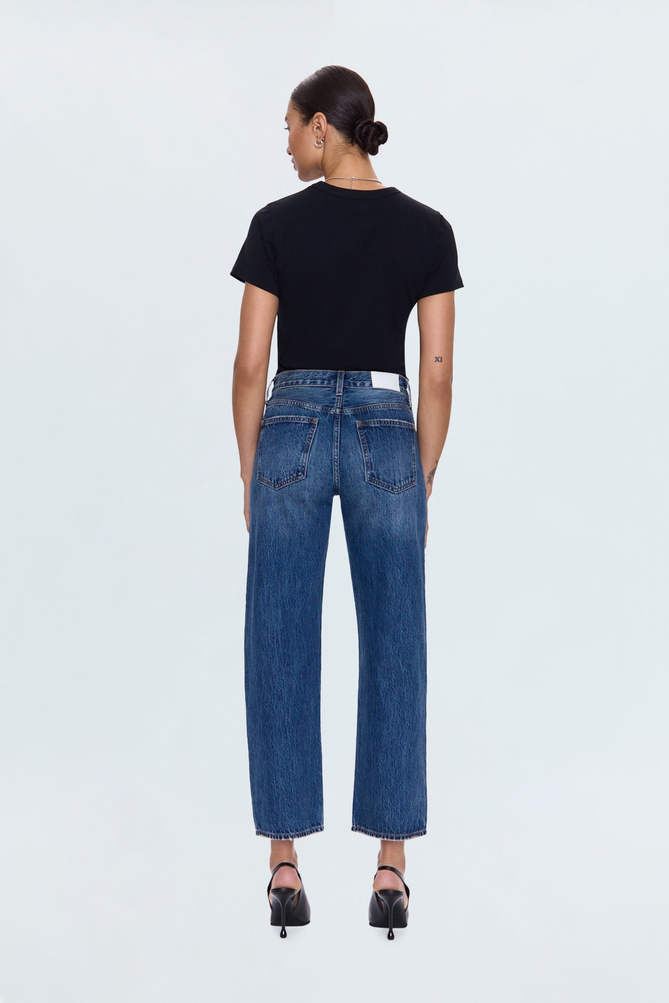 Lexi Mid-Rise Bowed Straight Jean Vivid White main image 1