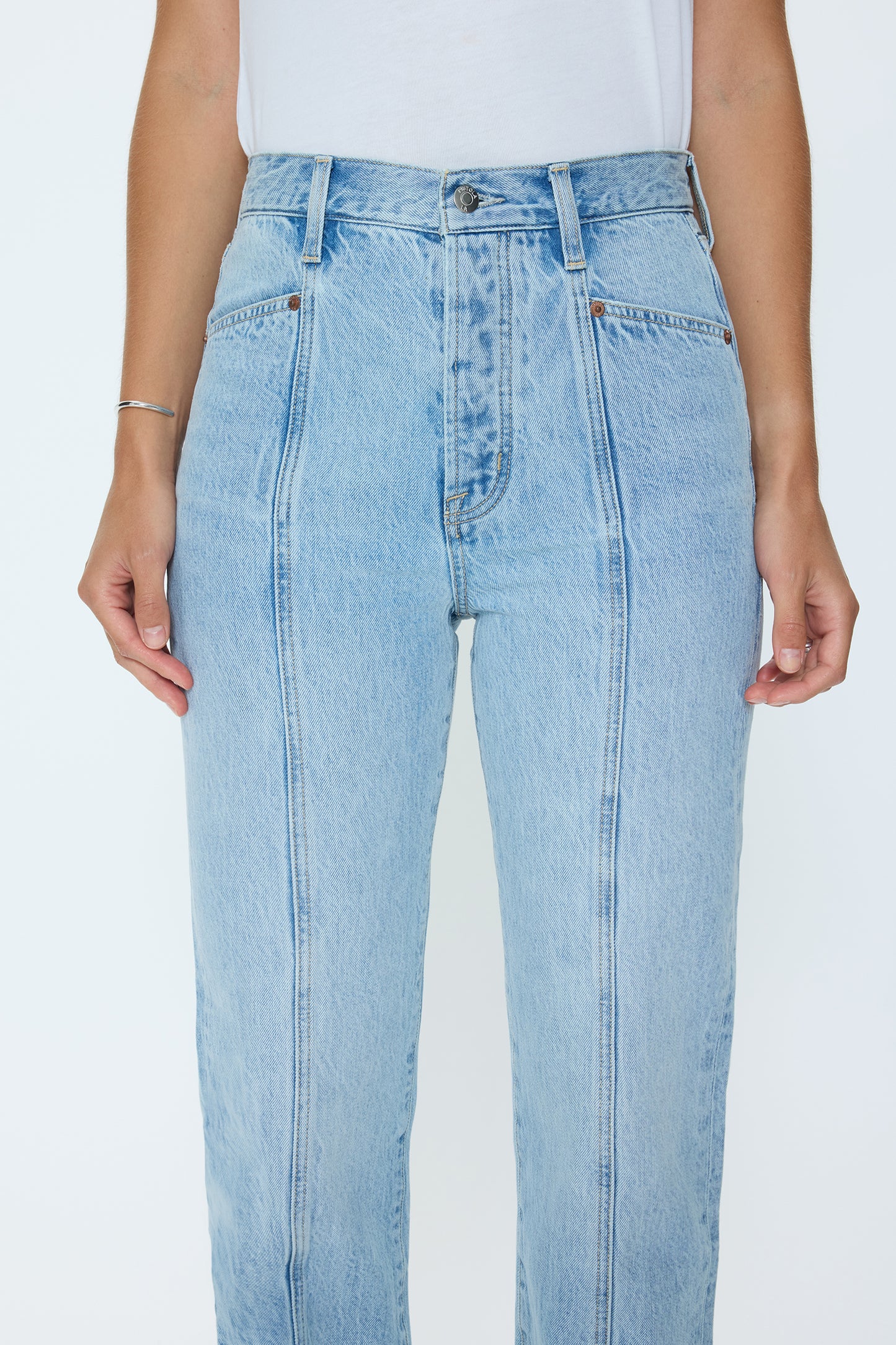 Cassie Super High Rise Straight Jean - Vibes