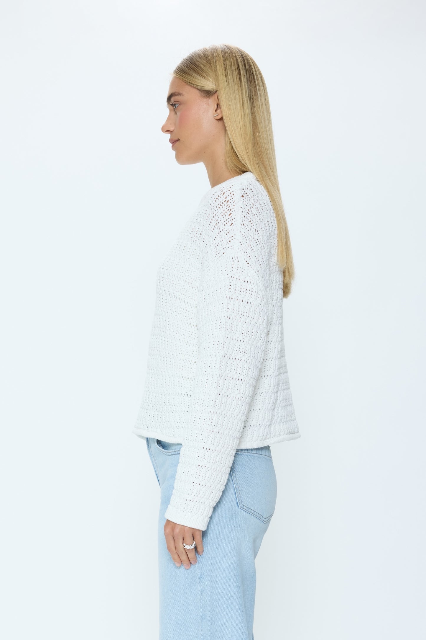 Katya Relaxed Crew Neck Sweater - Le Blanc