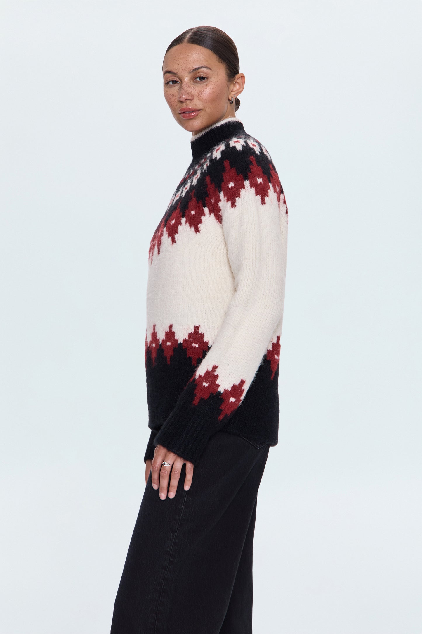 Astrid Pullover Sweater - White Oxblood