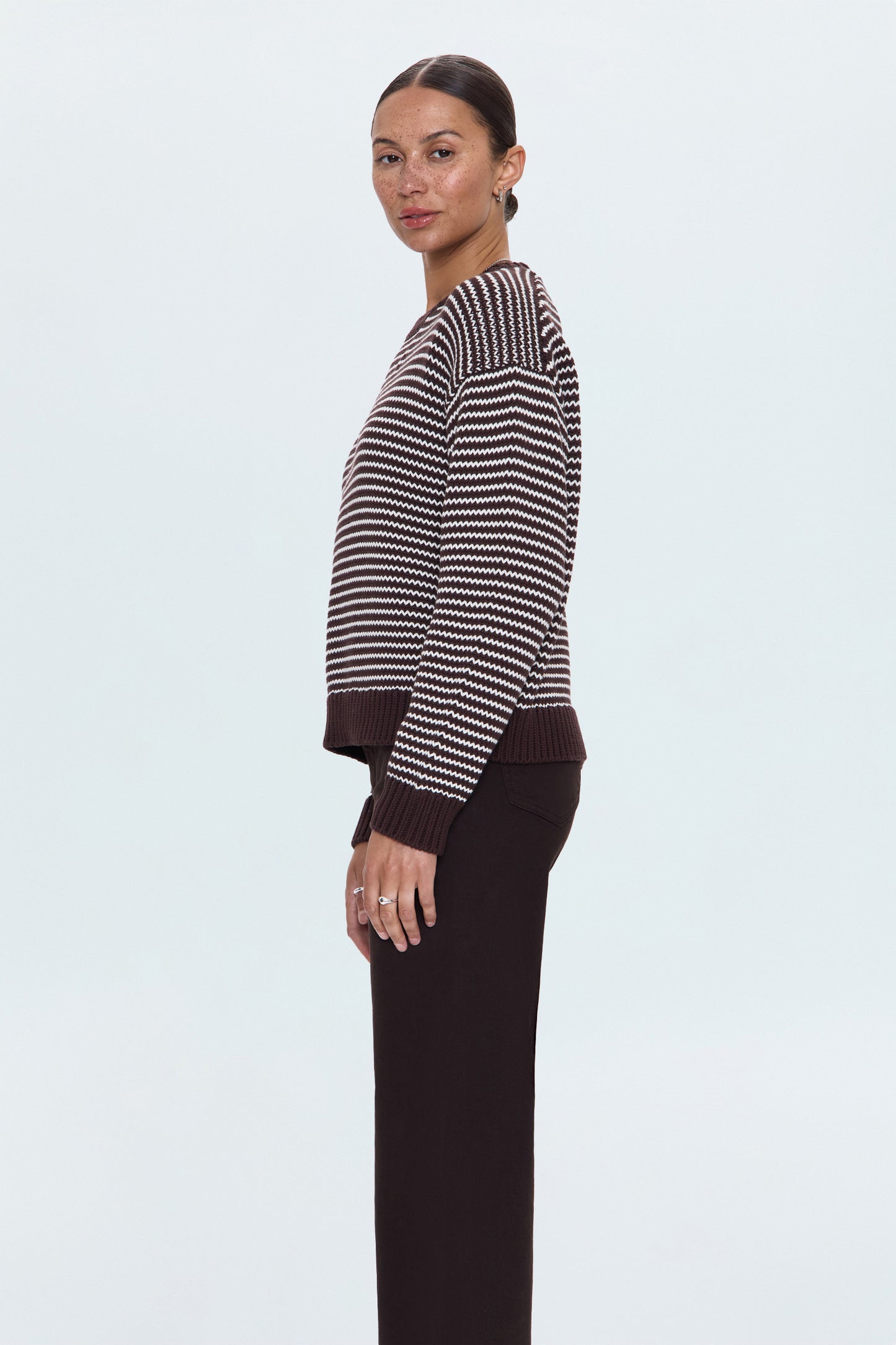 Aura Relaxed Crew Neck Sweater - Mocha