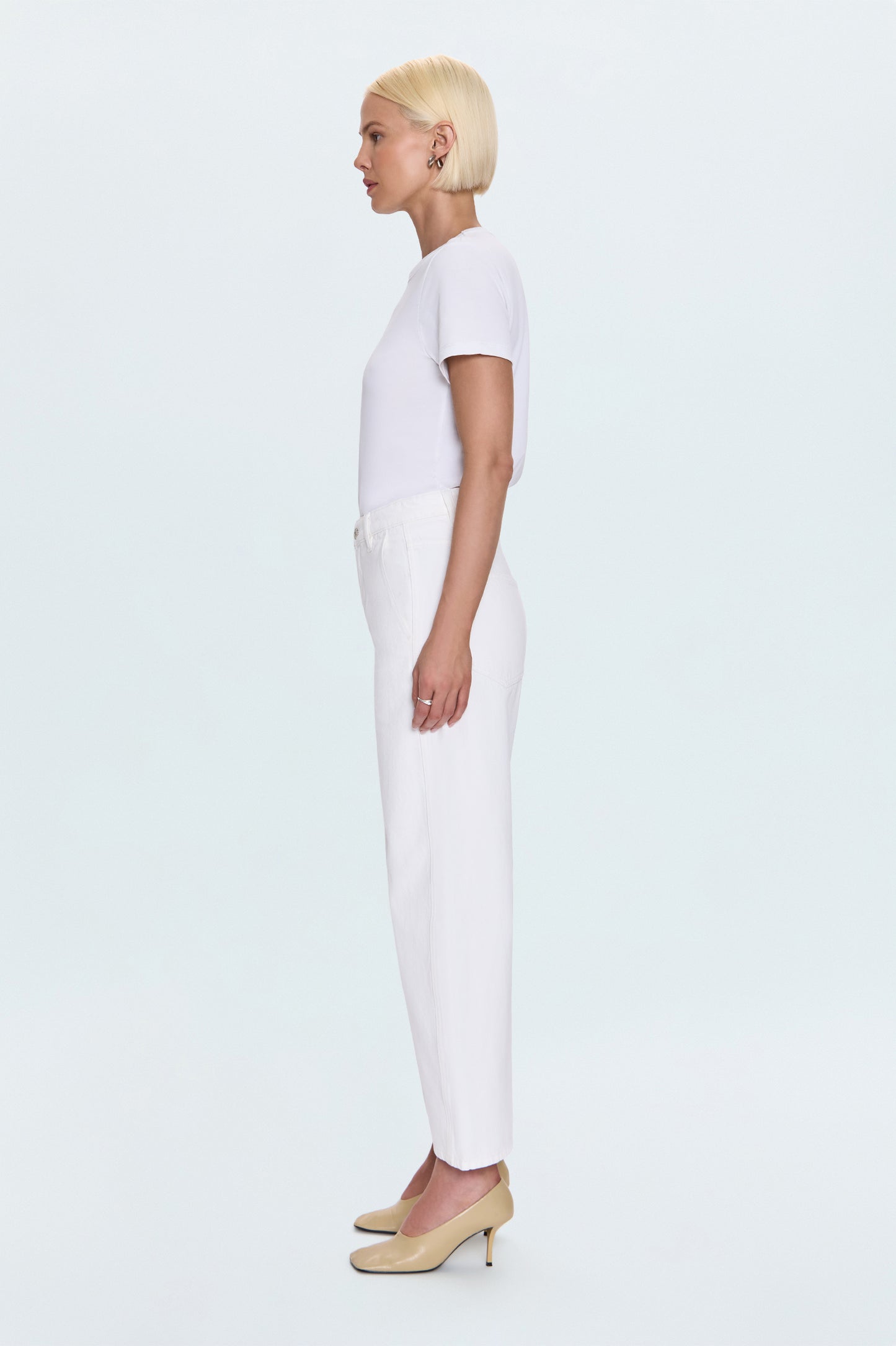 Beau Seamed Crescent Leg - Paper White