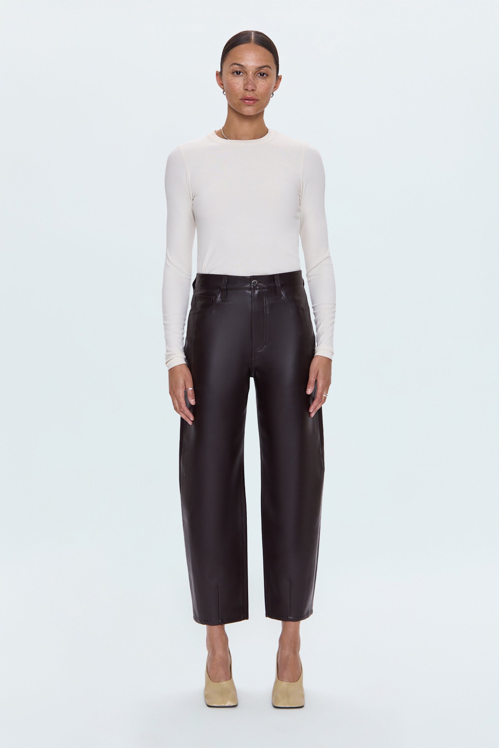 Eli High Rise Barrel Jean French Roast