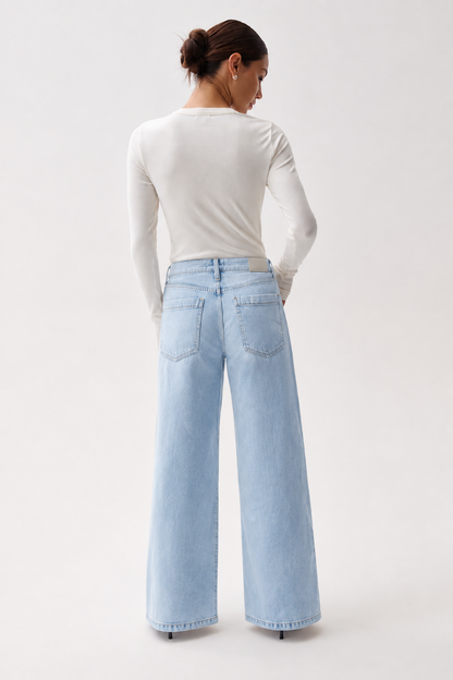 PETITE Jadyn Mid Rise Palazzo Jean - Chateau