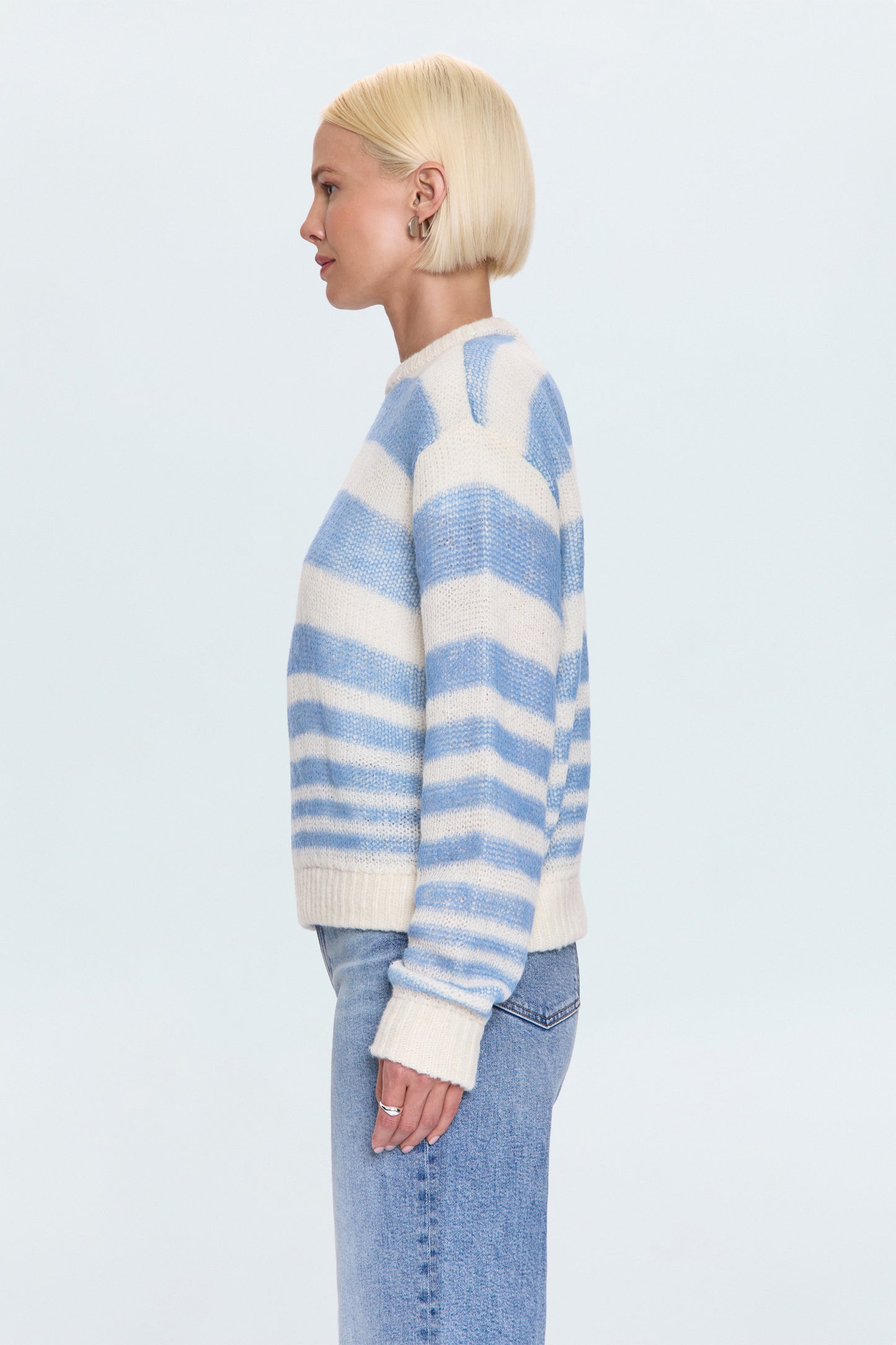 Moa Striped Bubble Sweater - Blue Gradient Stripe