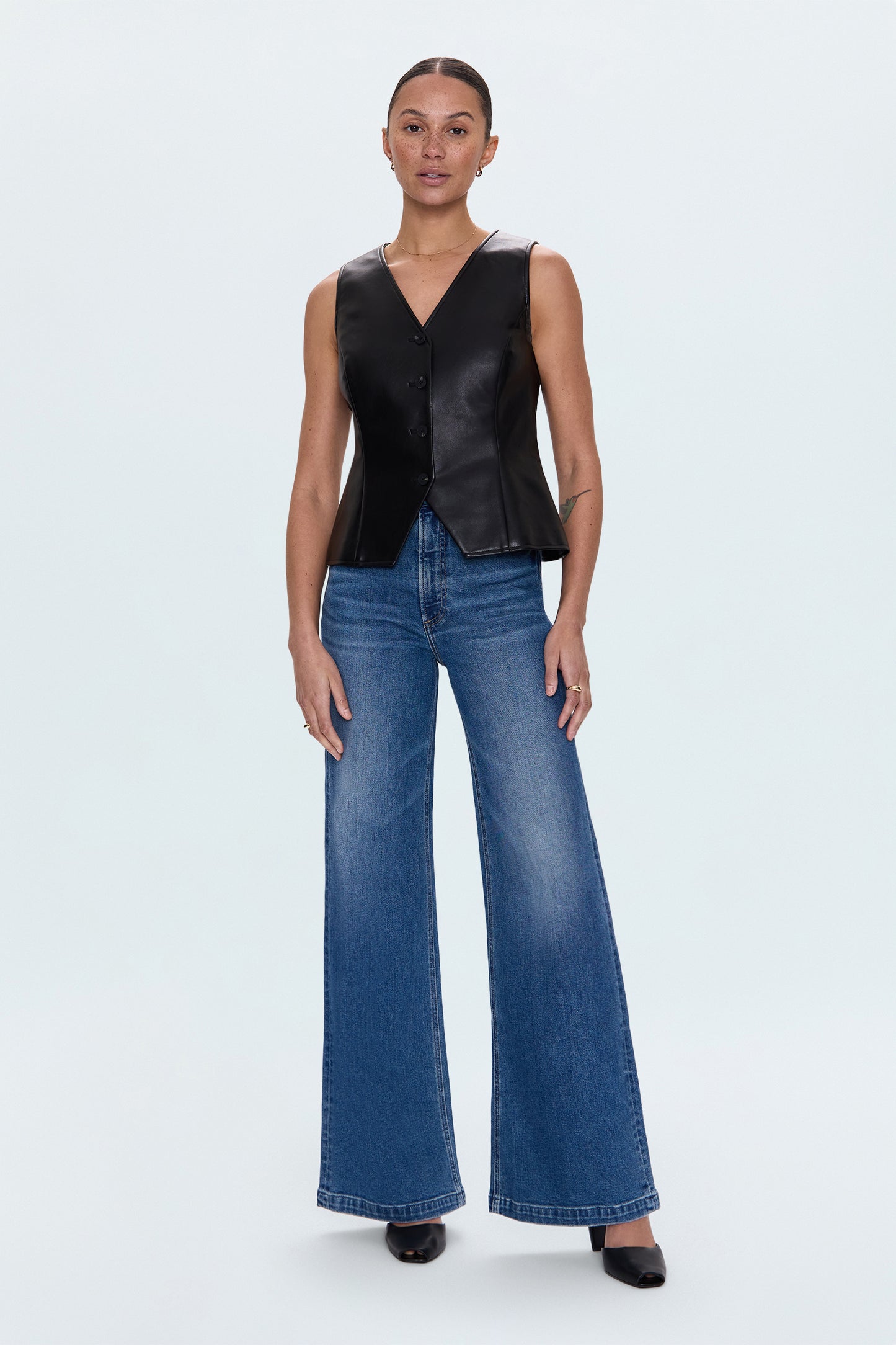 Danica Vest - Onyx