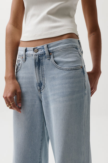 PETITE Jadyn Low Slung Palazzo Jean - Chateau