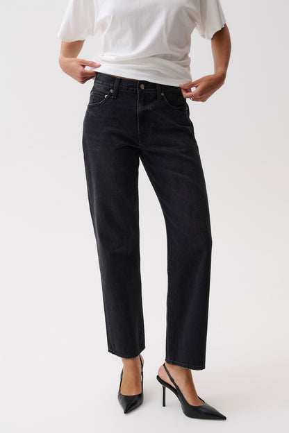 PETITE Lexi Mid Rise Bowed Straight - Black Night