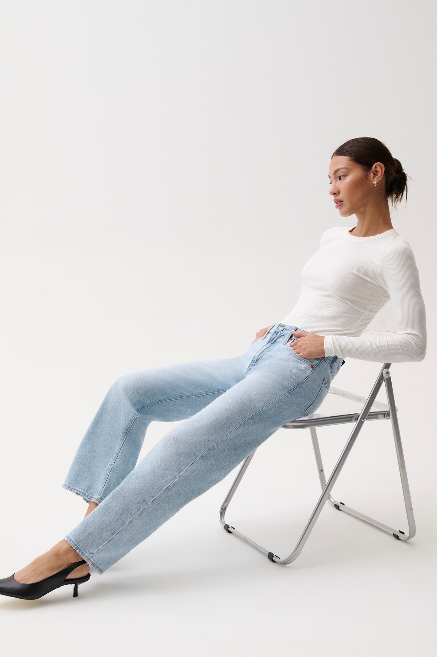 PETITE Lexi Mid Rise Bowed Straight - Dolce Vita Vintage