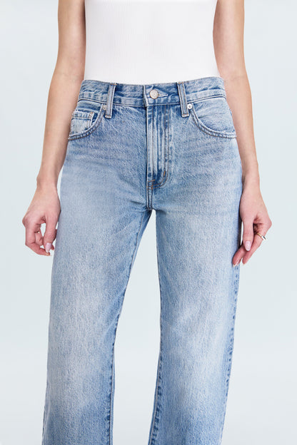 PETITE Lexi Mid Rise Bowed Straight Jean- Bowie