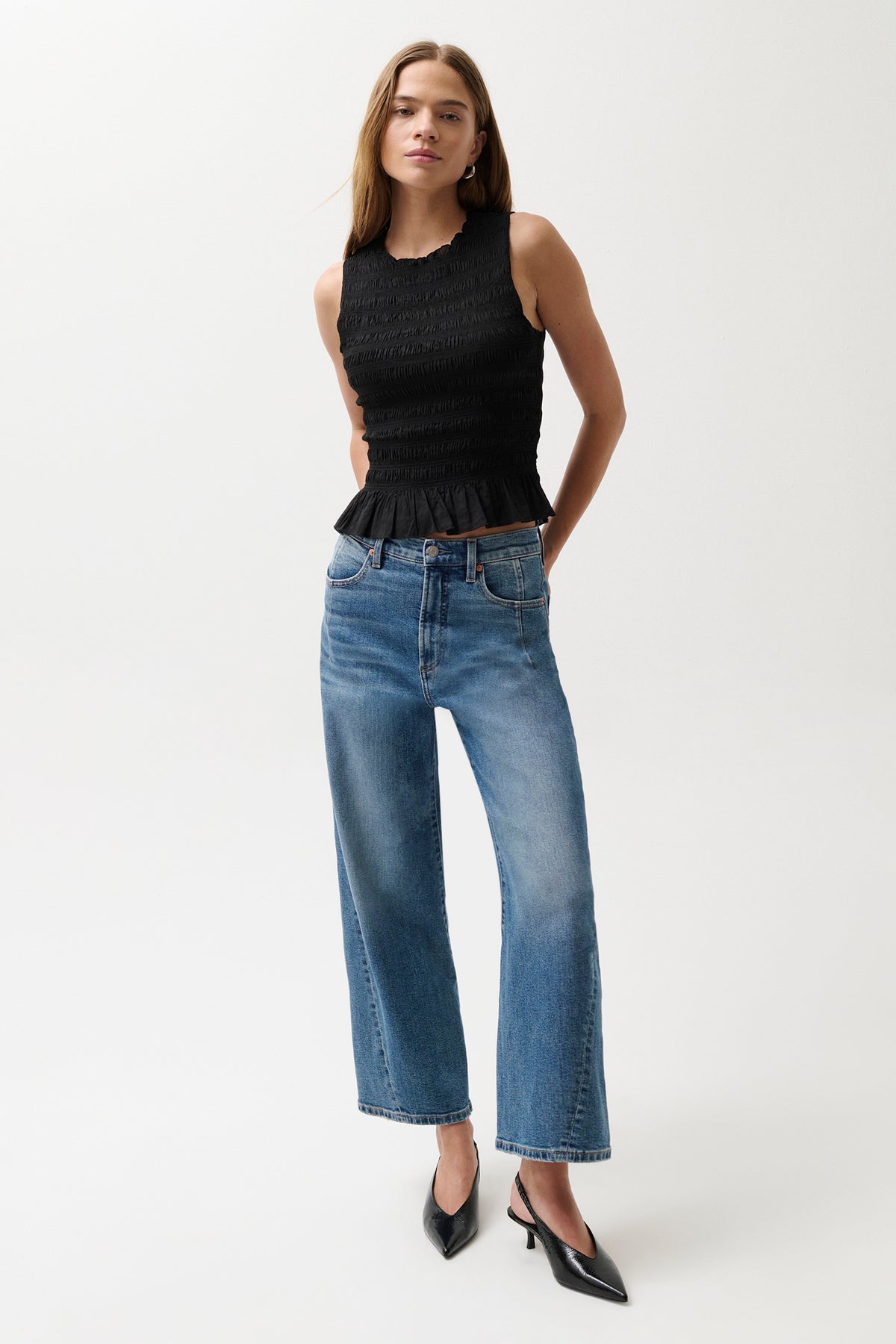 Kyra High Rise Bowed Ankle Soho