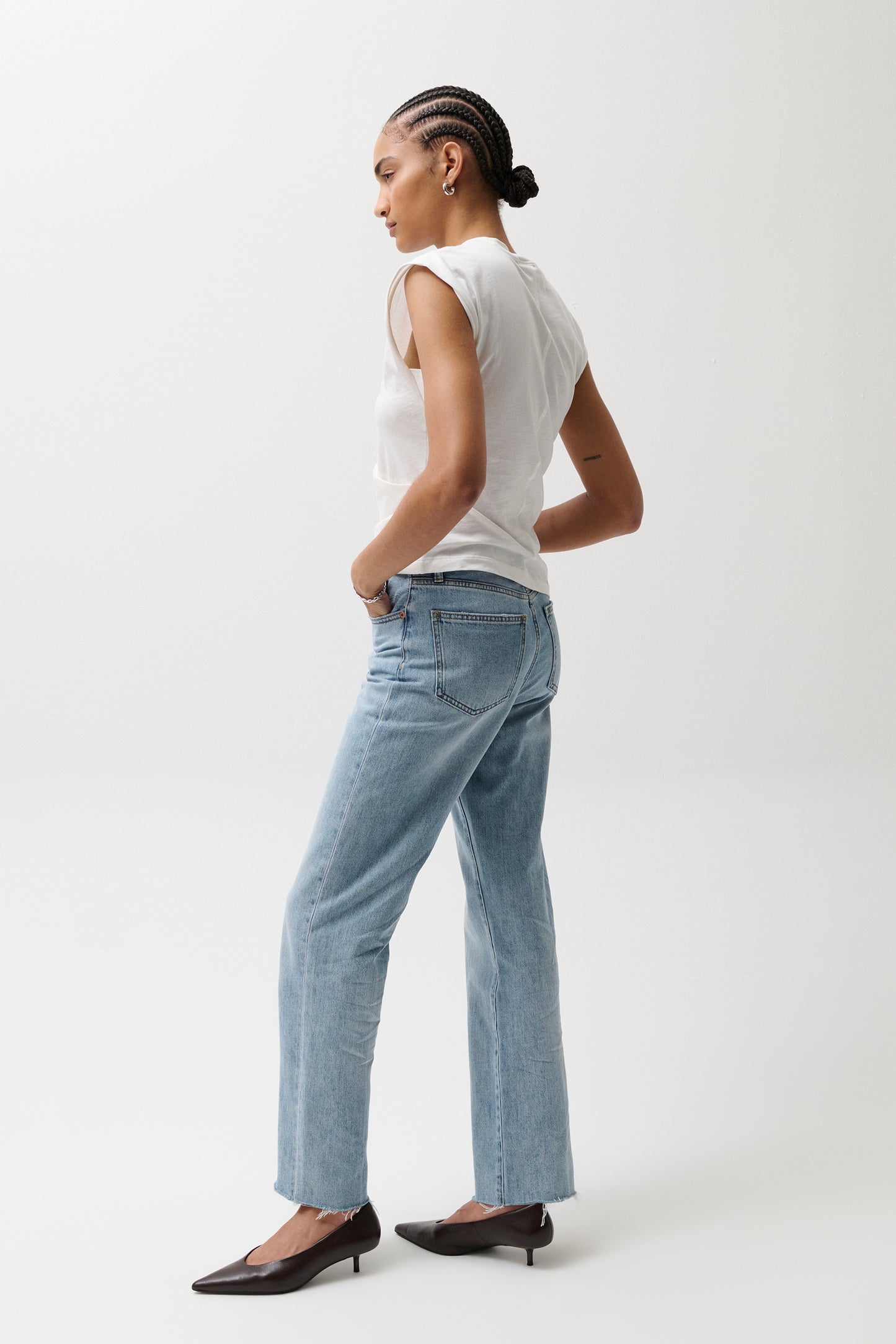 Cassie Super High Rise Straight Jean - Savvy Vintage