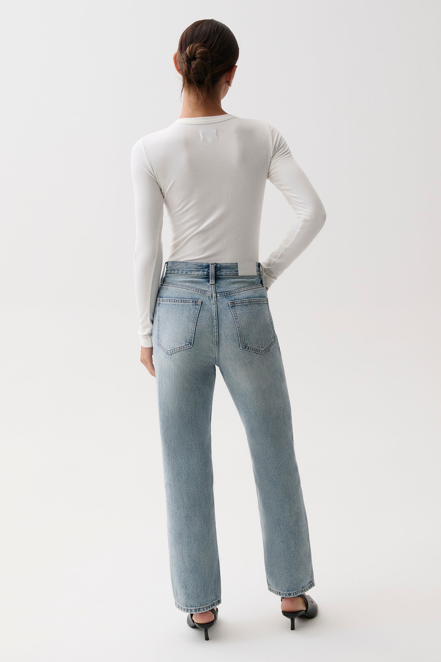 PETITE Cassie Super High Rise Straight Jean - Bramble