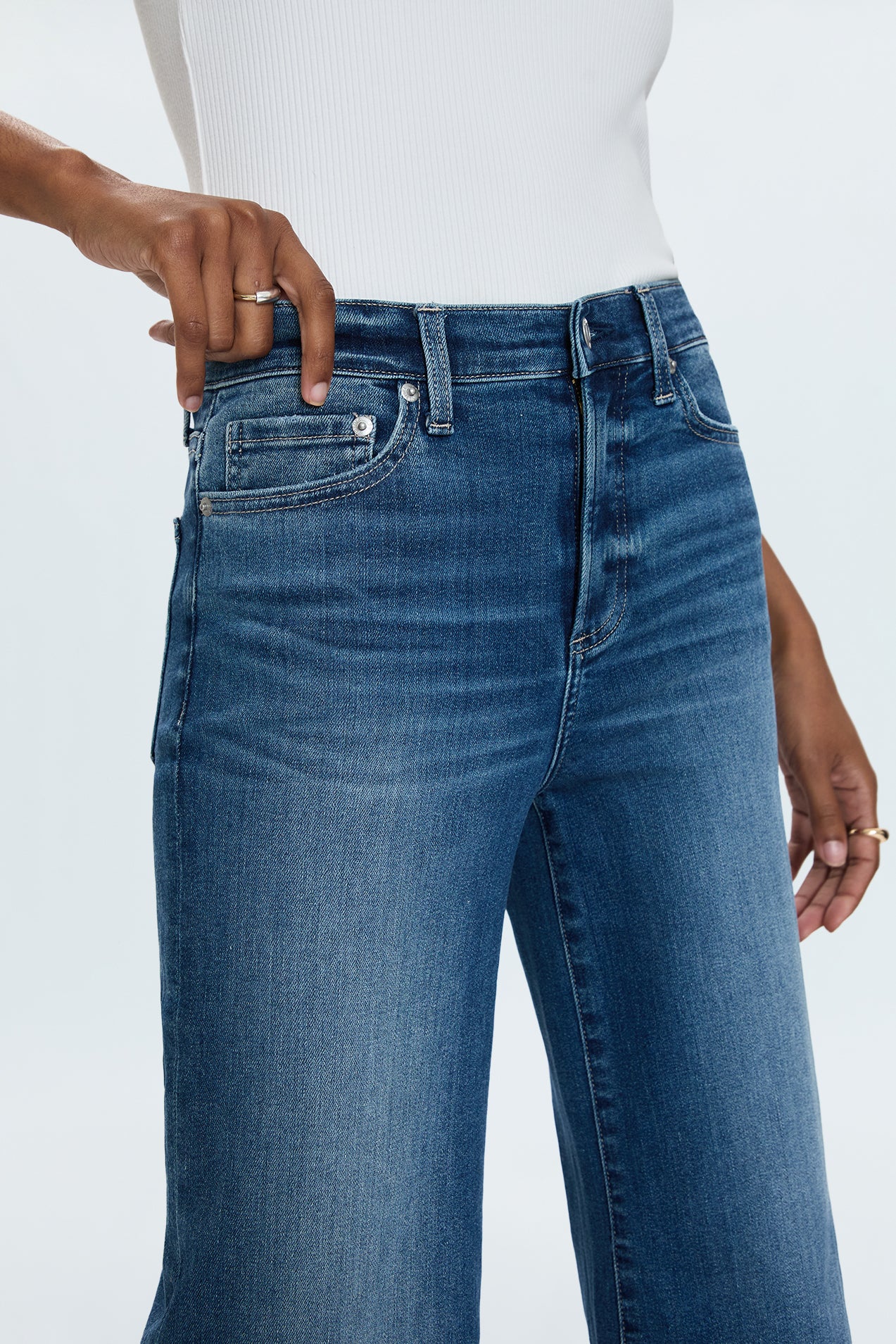 PETITE Izzy Mid Rise Wide Leg Jean - Study