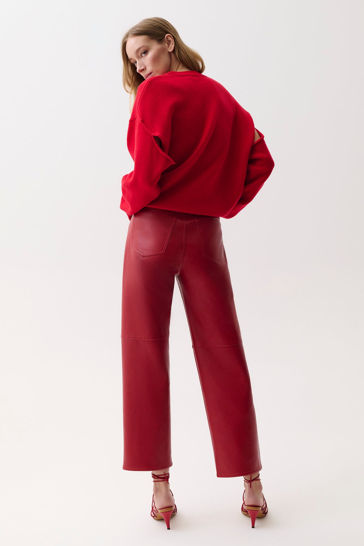 Jett High Rise Bowed Straight - Savvy Red