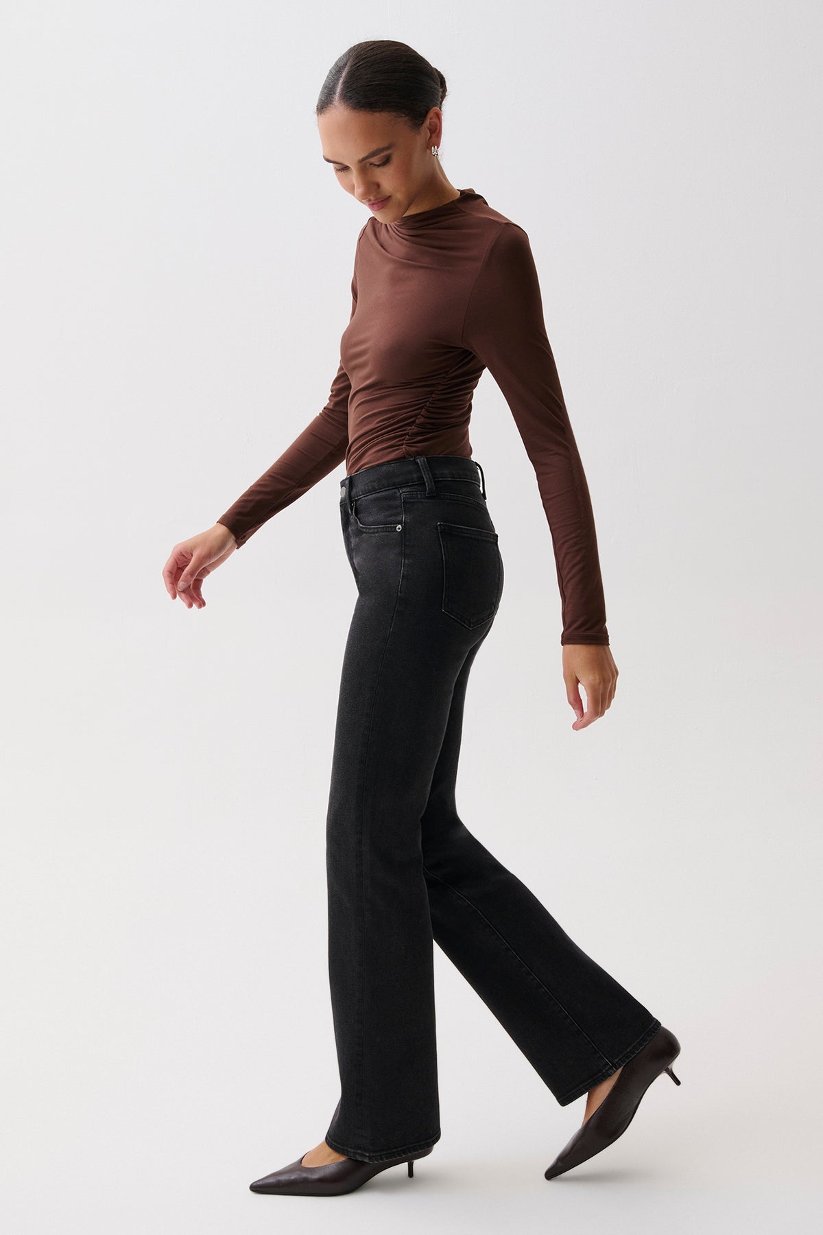 Evie High Rise Slim Bootcut - Jetset