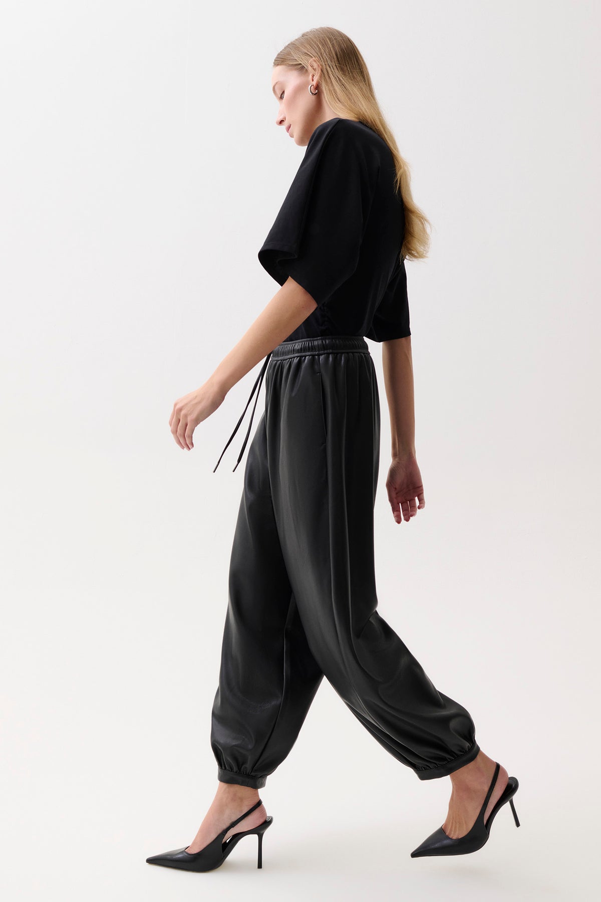 Freya Pull On Harem Pant - Black
