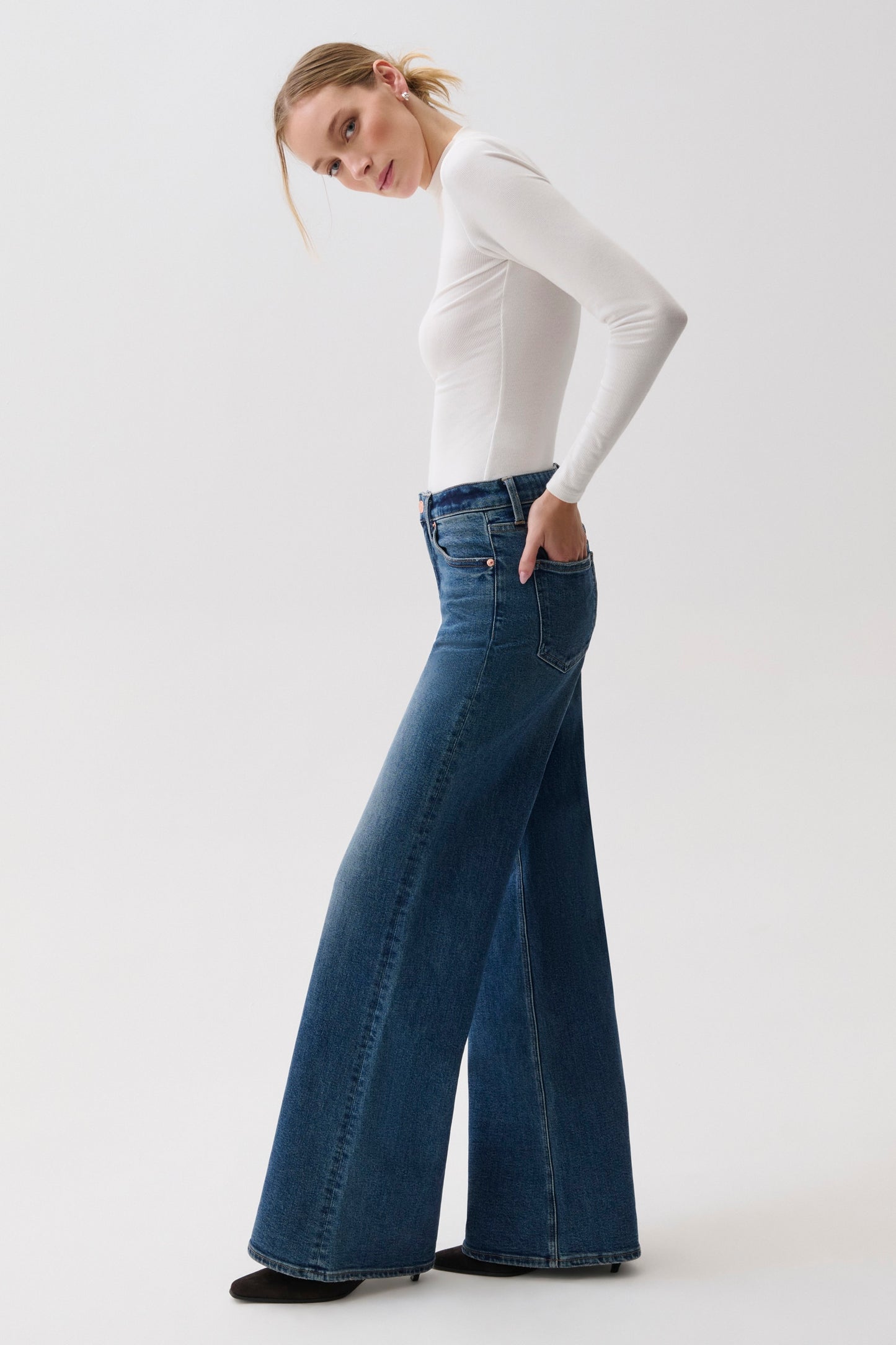 Vivian Mid Rise Wide Leg - Blue Depths