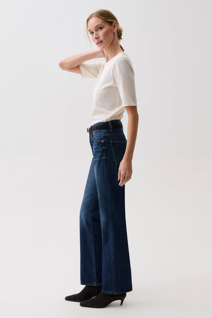 Dakota High Rise Bootcut - Skyscraper