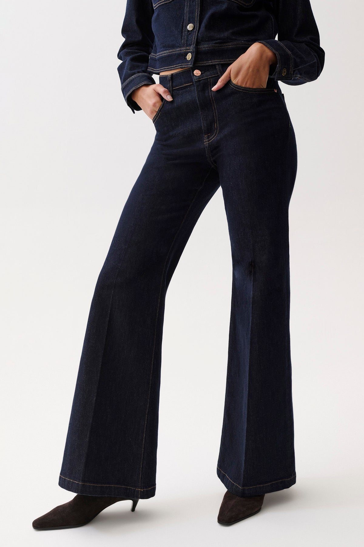 Carina High Rise Super Wide Flare - Nightfall