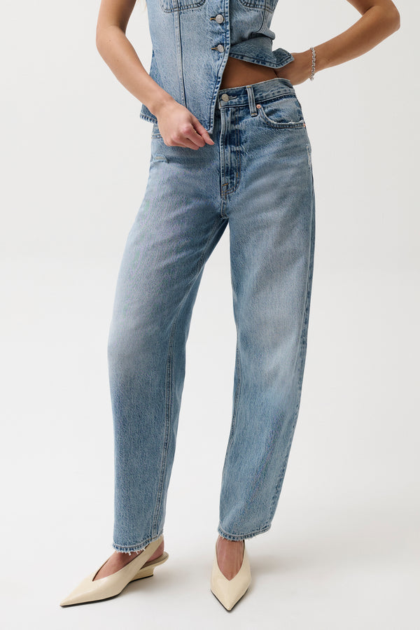 Wes High Rise Barrel Jean - Blue Cloud