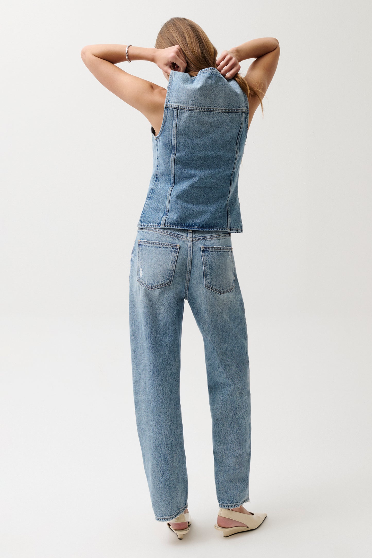 Wes High Rise Barrel Jean - Blue Cloud