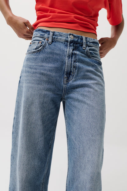 Wes High Rise Barrel Jean - Spectacle