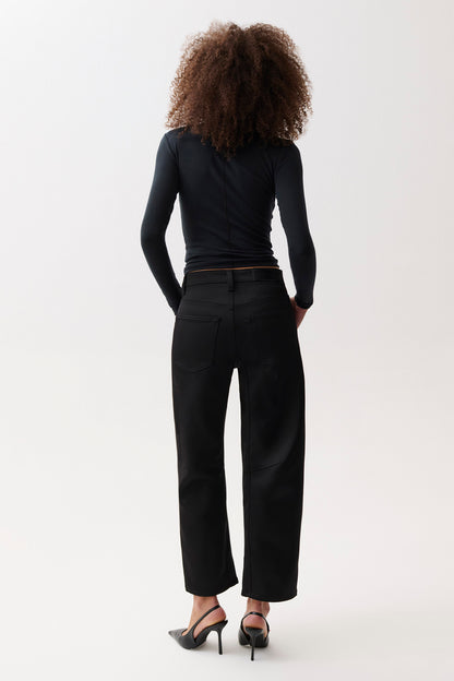 Beau Seamed Crescent Leg - Black Satin