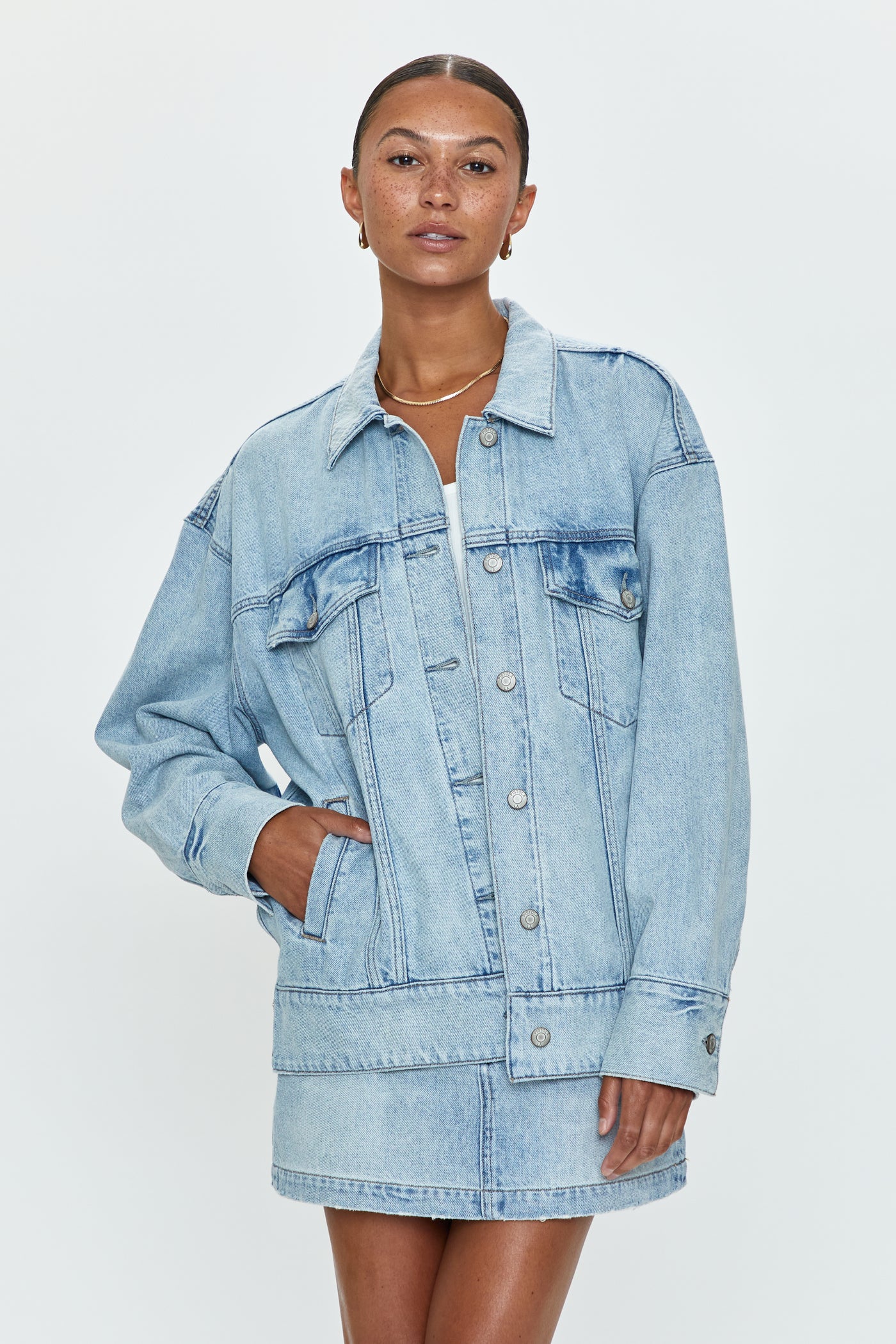 Dries Boyfriend Trucker Nimes Pistola Denim