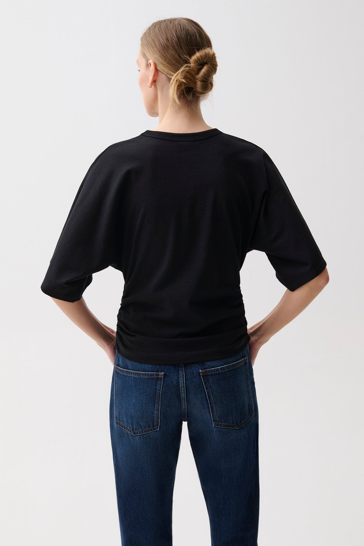 Veronica Sleeve Fitted Tee - Noir