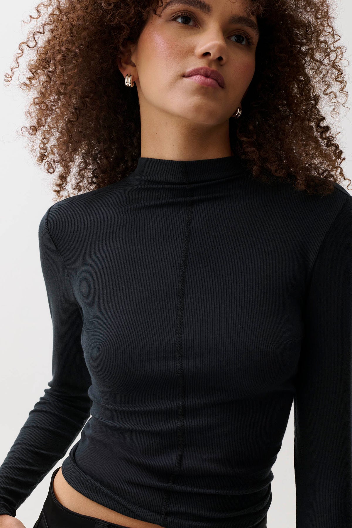 Dara Long Sleeve Funnel Neck Top - Noir