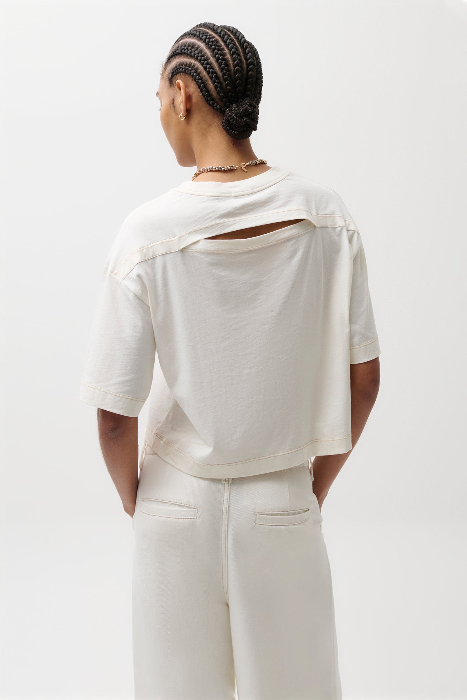 Mae Cropped Tee - Soft White – Pistola Denim