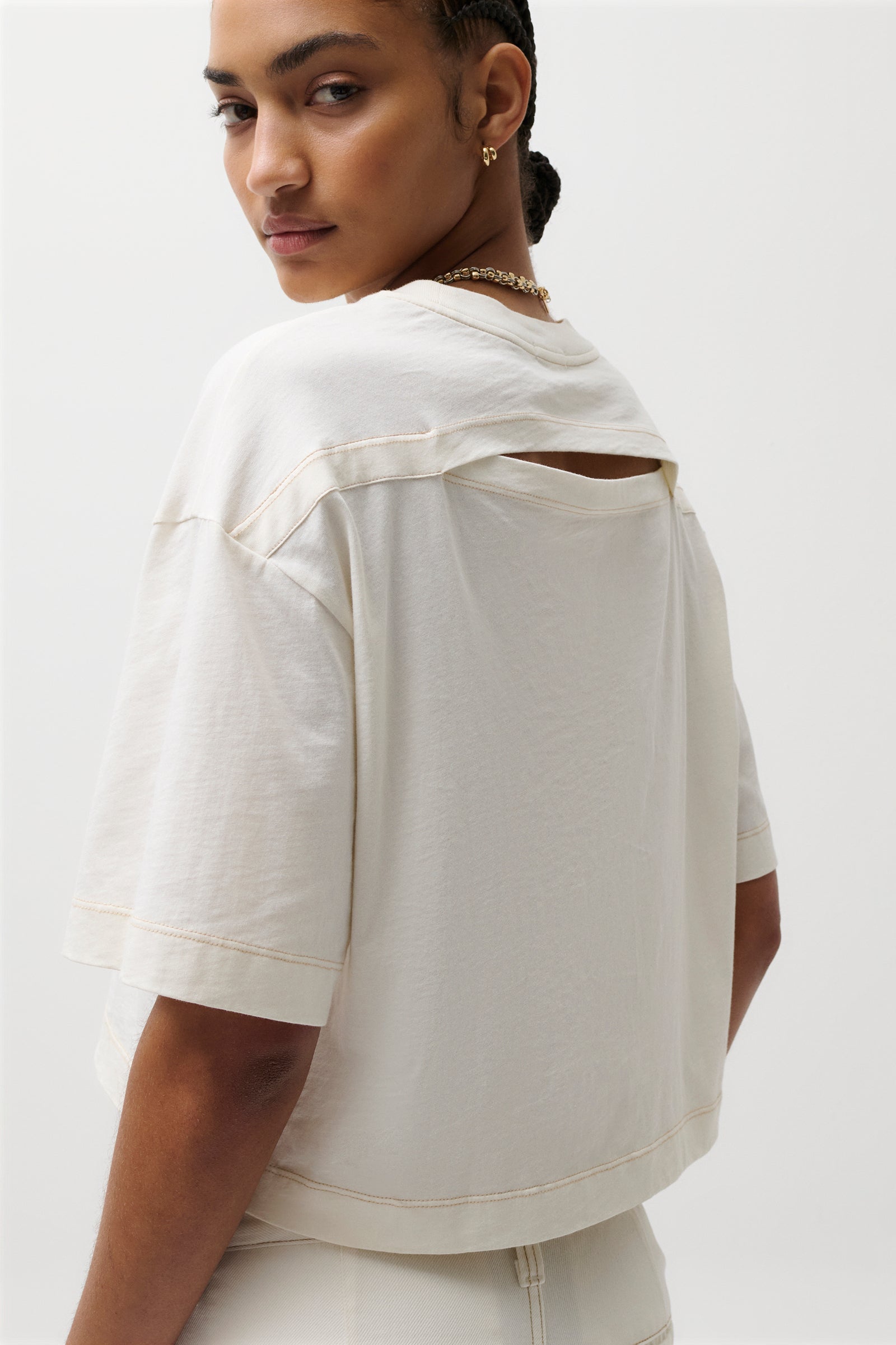 Mae Cropped Tee - Soft White – Pistola Denim