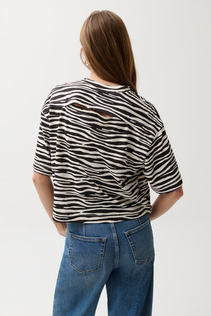 Mae Cropped Tee - Zebra
