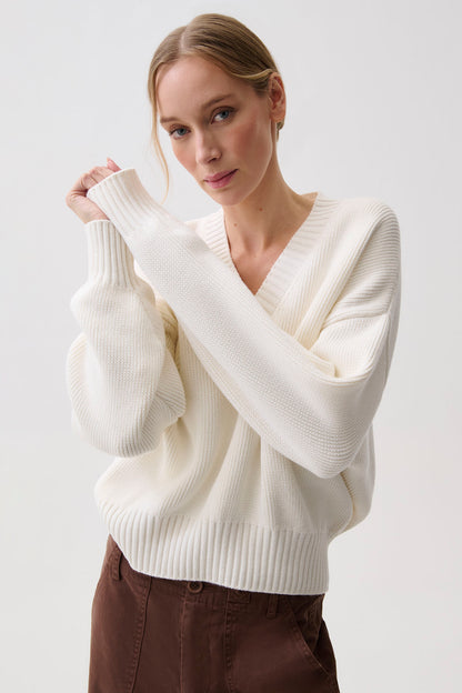 Nika Heavyweight Sweater - White