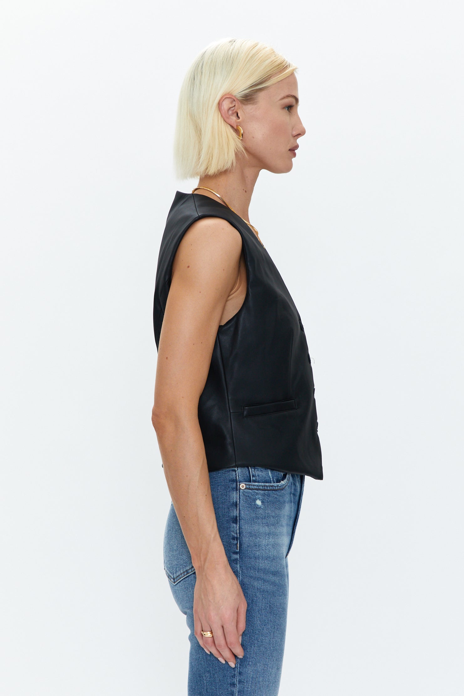 Vero Fitted Vest - Slate Black