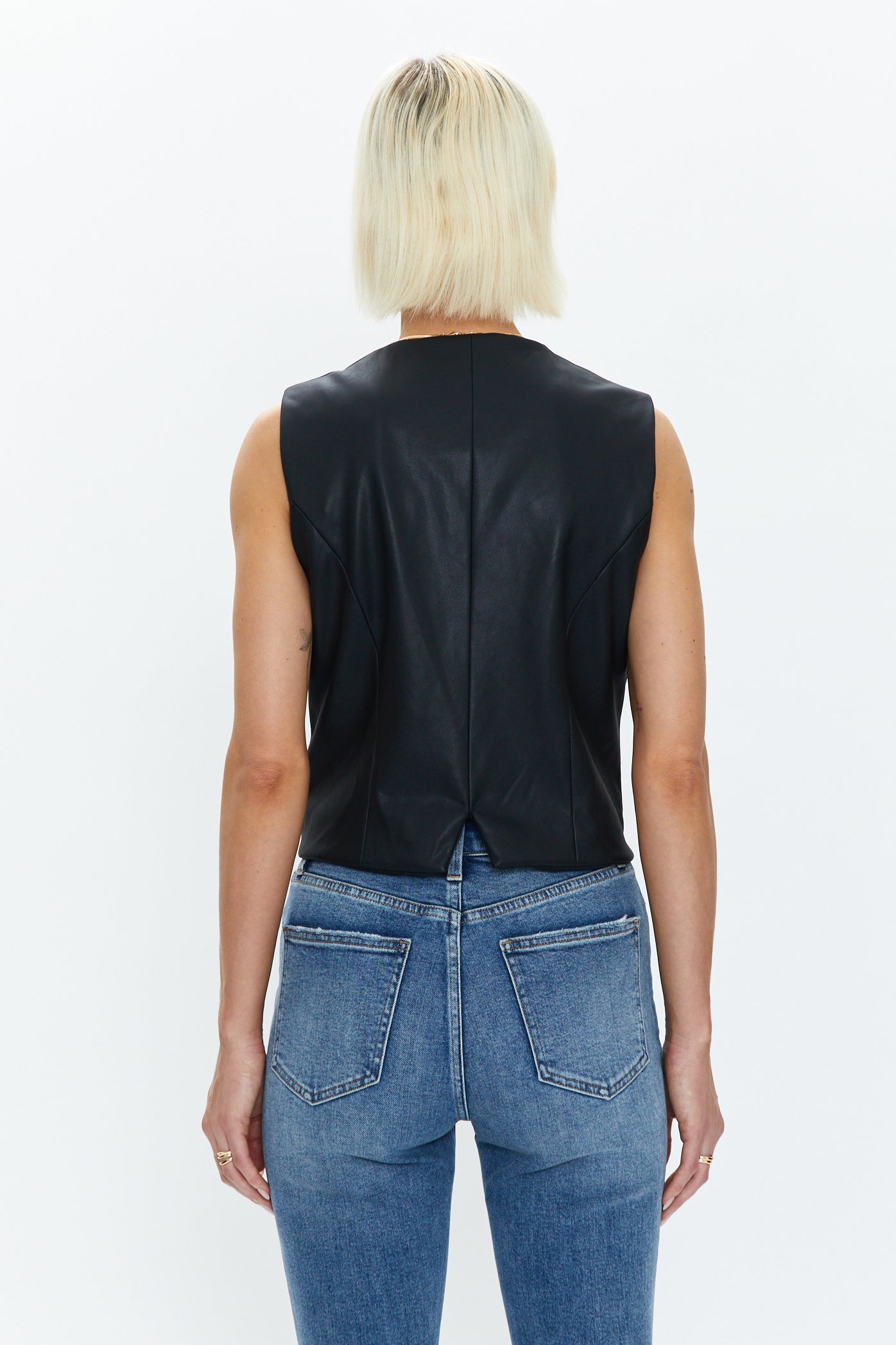 Vero Fitted Vest - Slate Black