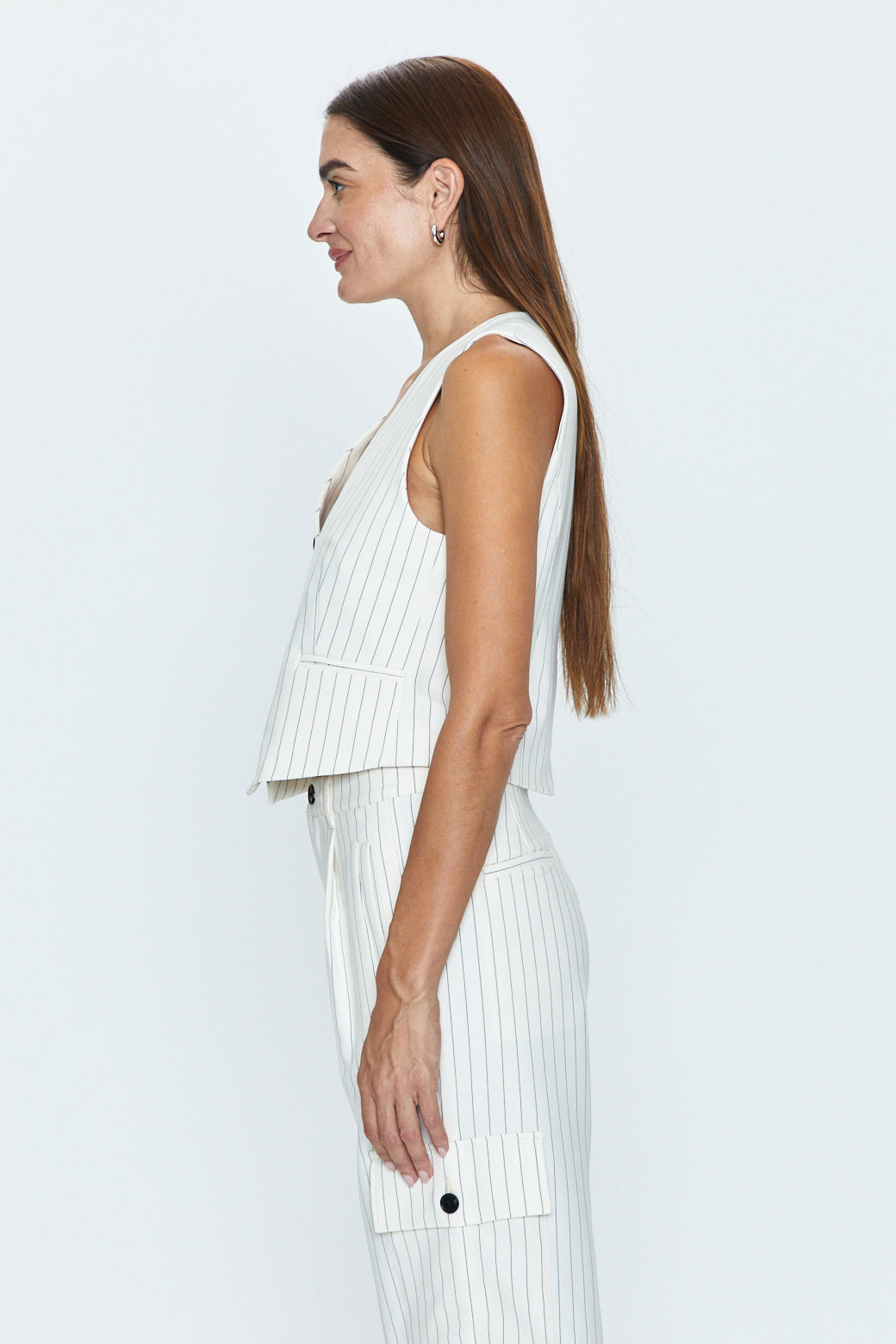 Vero Vest - Le Blanc Pinstripe
