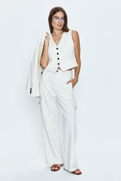 Vero Vest - Le Blanc Pinstripe