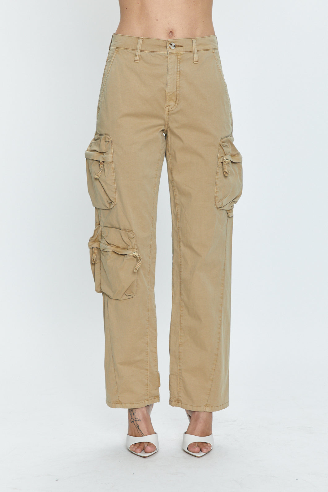 Oversized Loose Cargo Pants Womens For Women And Girls Retro Straight  Casual Streetwear With Wide Leg And Pocket Apricot Cargo Style 230310 From  Kong01, $23.18 | DHgate.Com