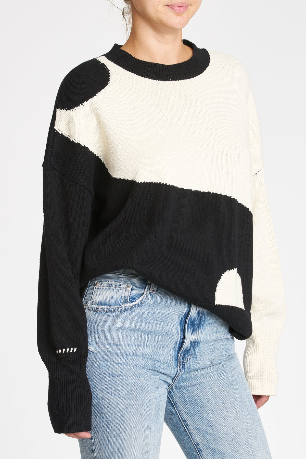 Darya No Pocket Crewneck Pullover - Yin Yang